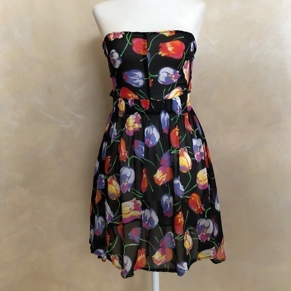 American Apparel Dresses & Skirts - California select originals /American apparel dress/ Vintage Material M/L